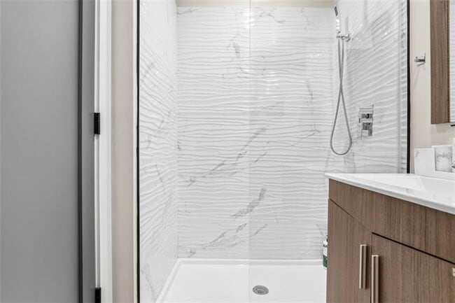 Building Photo - 5228 Dresden Wy