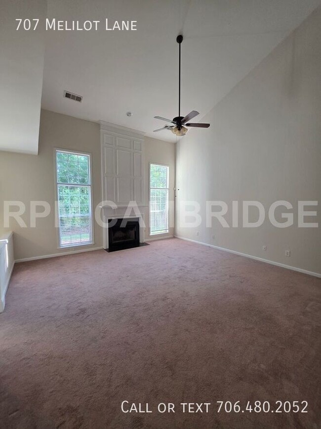 Building Photo - 707 Melilot Ln