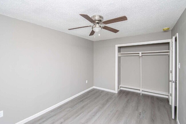 Building Photo - For Rent: Spacious Studio with 2 Baths in ...