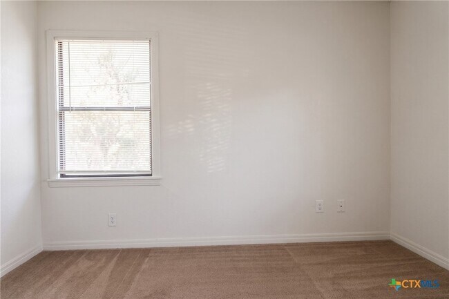 Building Photo - 508 Mary St