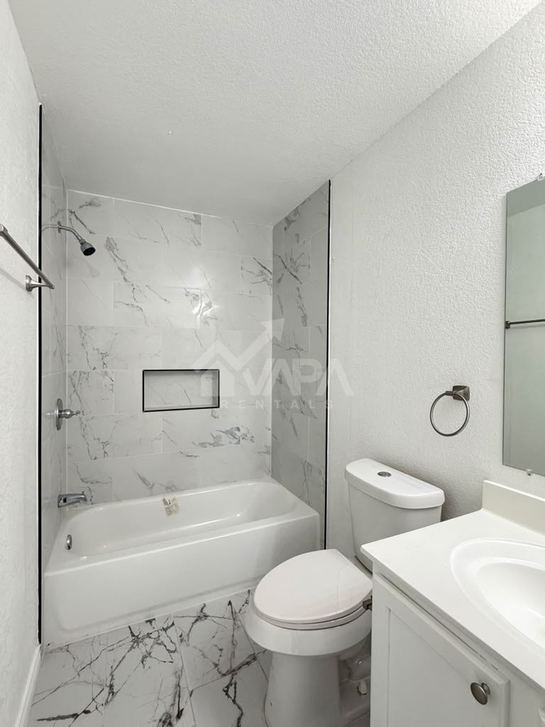 Building Photo - 2731 Candle Ridge Dr