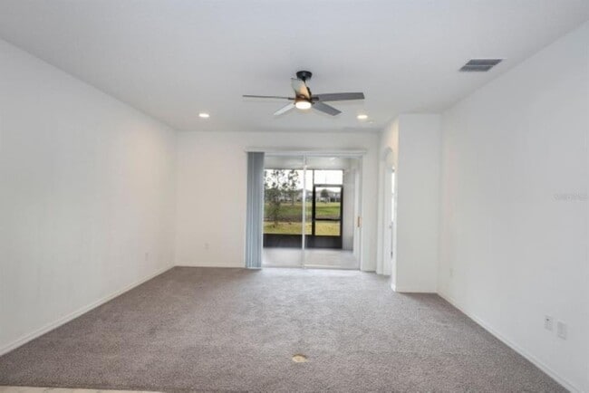 Building Photo - 10715 New Morning Dr