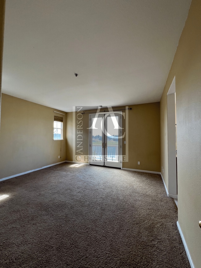 Building Photo - 4br in Bay Breeze Community