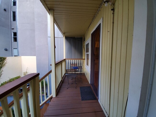 Building Photo - SOMA! 1 Bedroom in the center of it all!