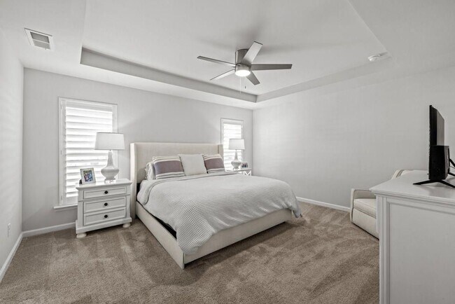 Building Photo - 2615 Quaterdeck Drive
