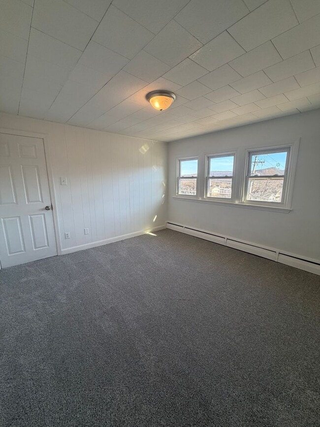 Building Photo - 17 N 24th St