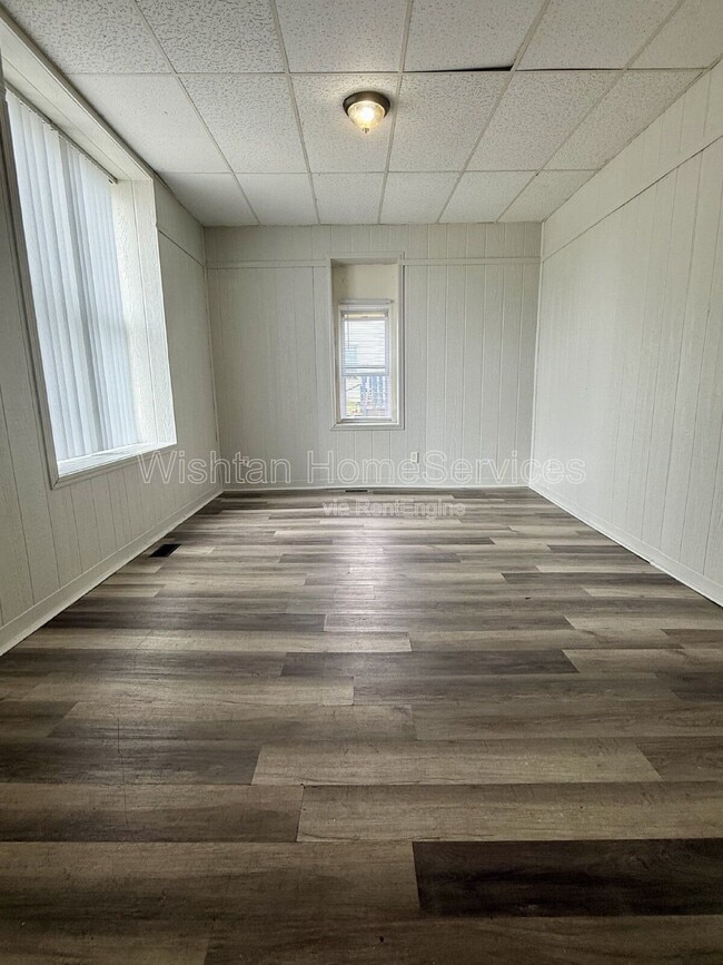 Primary Photo - 636 Payson Ave