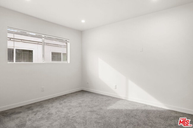 Building Photo - 4213 Whitsett Ave