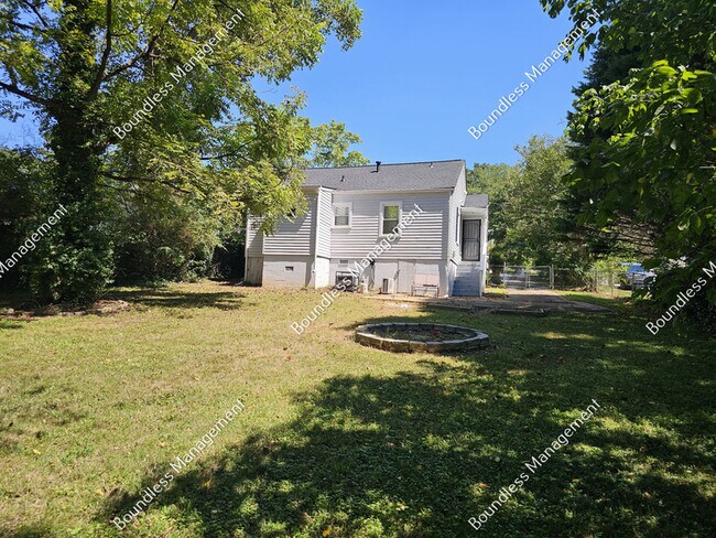 Building Photo - 561 Allendale Dr