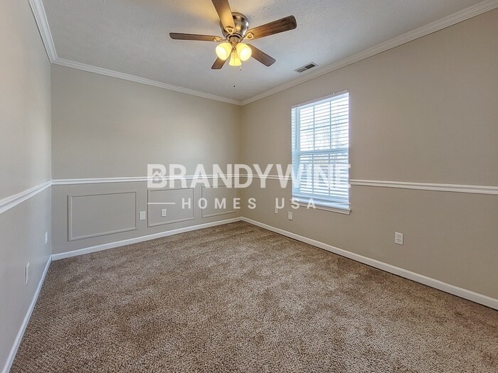 Building Photo - 460 Polk Manor Dr