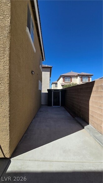 Building Photo - 5256 Paradise Valley Ave