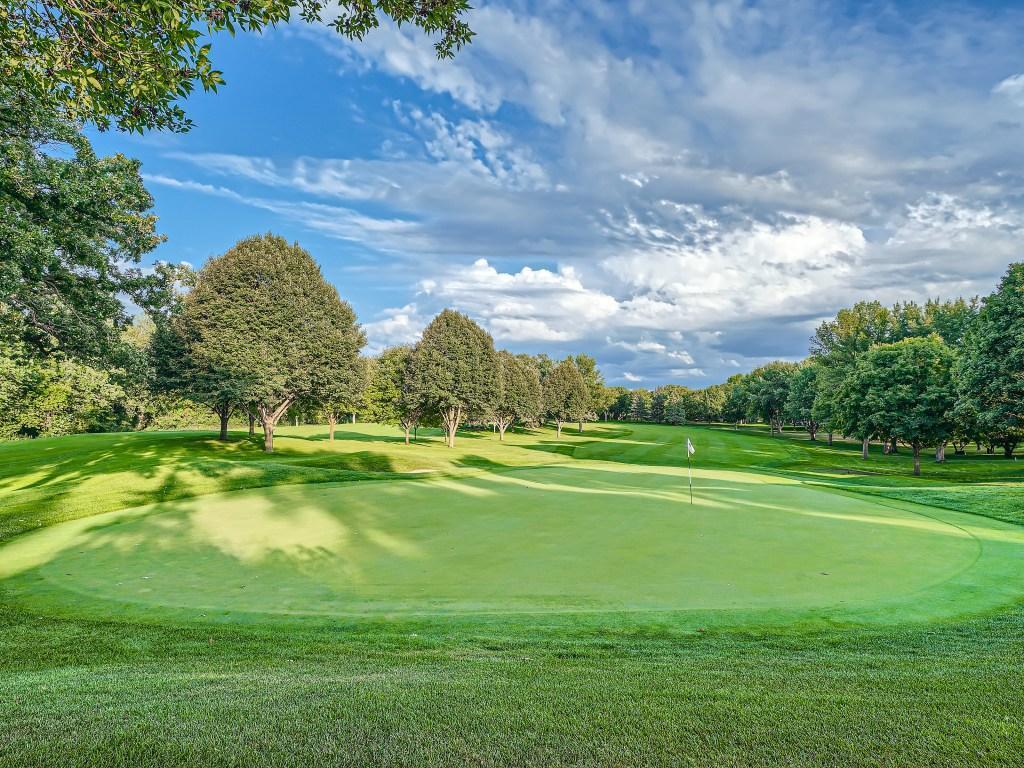 Building Photo - 14431 Fairway Dr