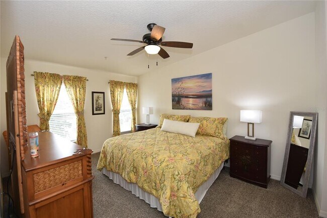 Building Photo - 400 Canopy Walk Ln