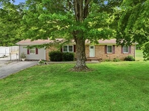 Building Photo - 616 Red Lick Rd