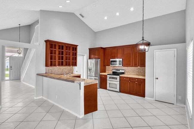 Building Photo - 22492 Middletown Dr