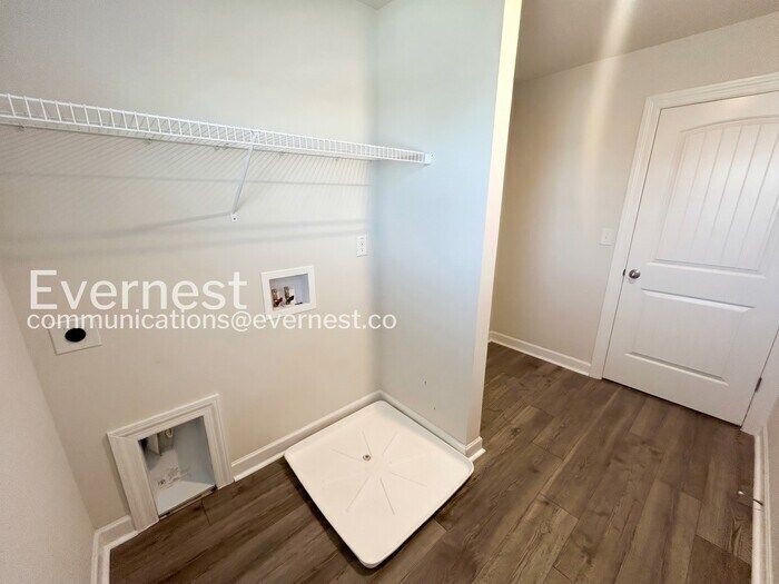 Building Photo - 2340 Valverde Wy