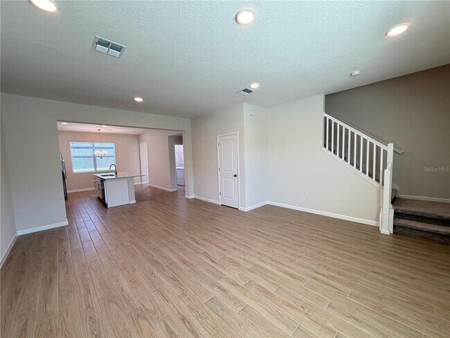 Building Photo - 474 Lady Palm St