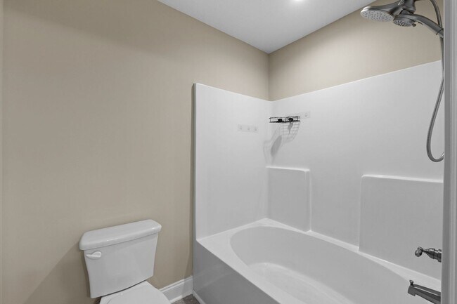 Building Photo - 473 Riley Ln