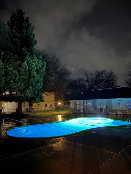 Building Photo - 4260 Clayton Rd