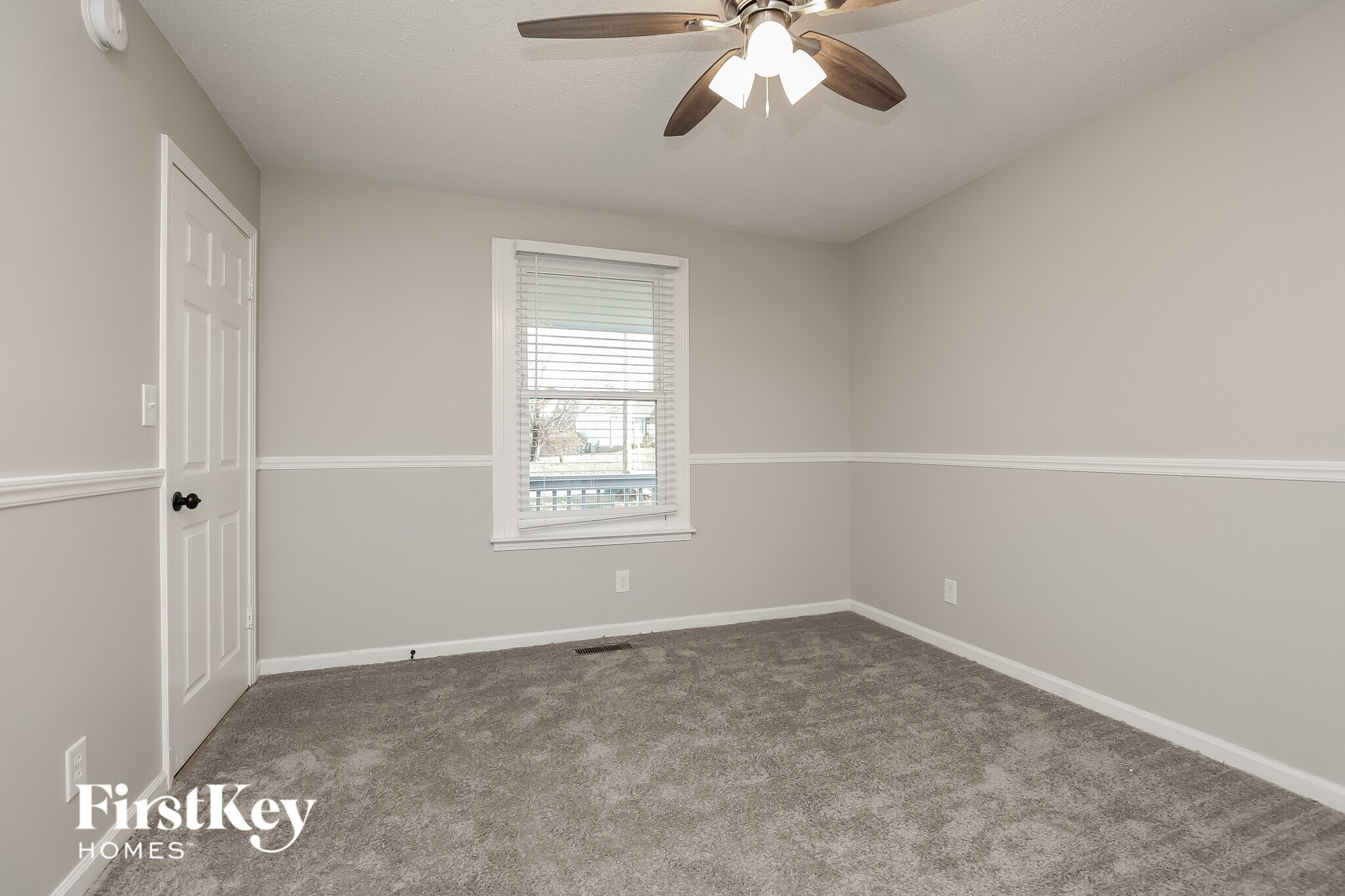 Building Photo - 418 Helton Dr