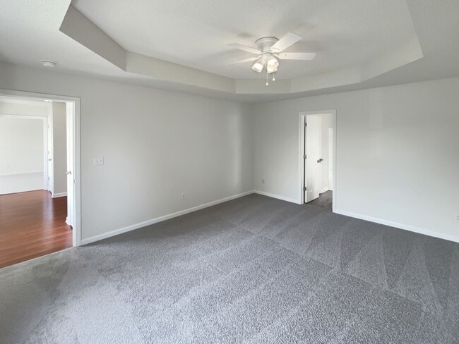 Building Photo - Cute 2 Bedroom 2 Bath Home with a 2 Car Garage!