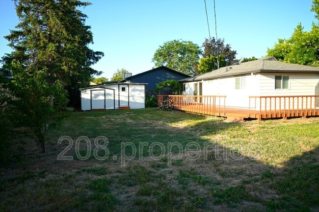 Building Photo - 4352 Christine St