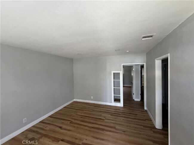 Building Photo - 1459 S Euclid Ave