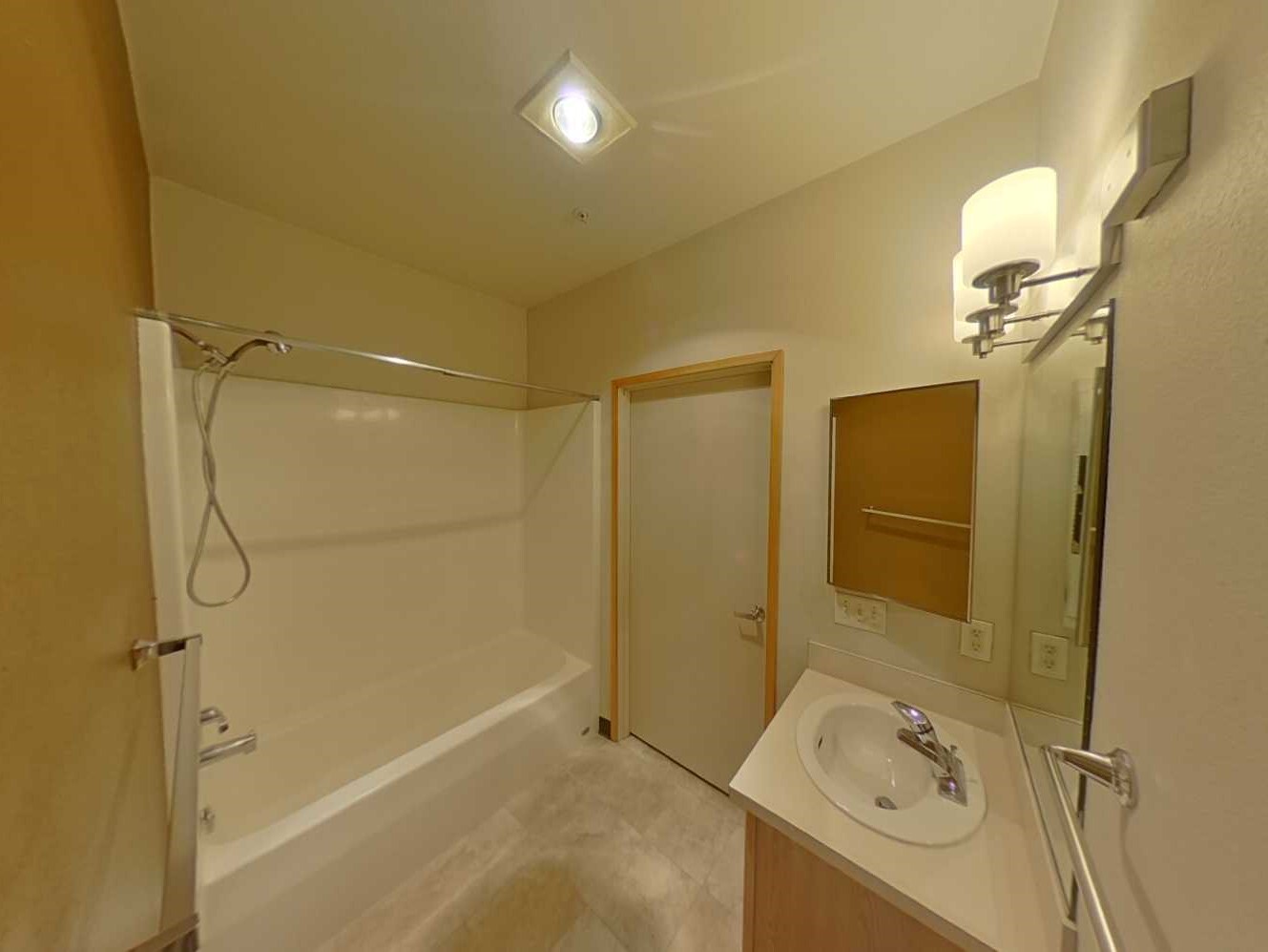 Primary Bathroom - 1415 SW Alder St