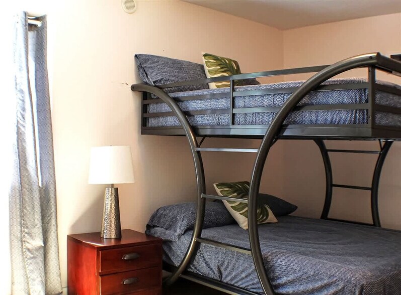 Building Photo - 32 Michaels Rd