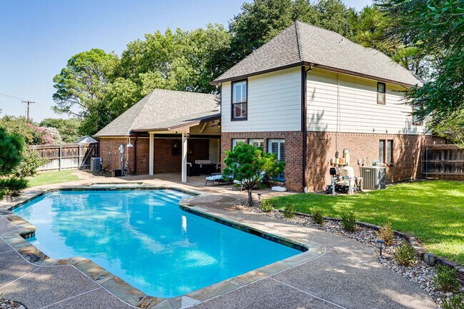 Building Photo - 3601 Medford Ct