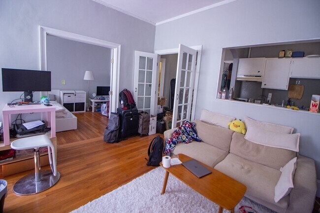 Building Photo - 44 Fenway