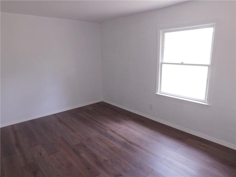 Building Photo - 2174 Whites Mill Rd