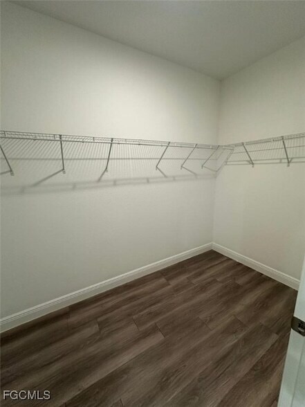 Building Photo - 5008 Idaho Ln