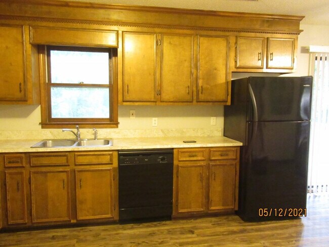 Building Photo - 6040 Acton Rd