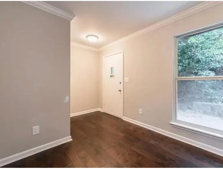 Building Photo - 7311 Cardigan Cir