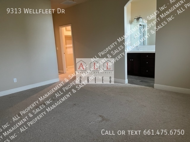 Building Photo - 9313 Wellfleet Dr