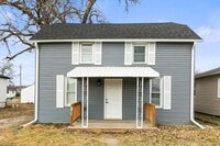 Building Photo - Charming 3-Bedroom Home with Spacious Layout