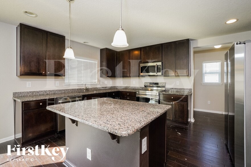 Building Photo - 1414 Lantern Light Trail