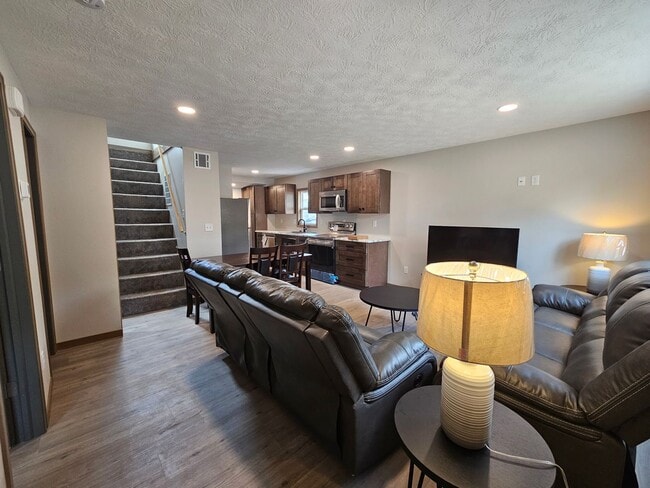 Building Photo - Charming 3 bedroom Home for rent in Sioux ...