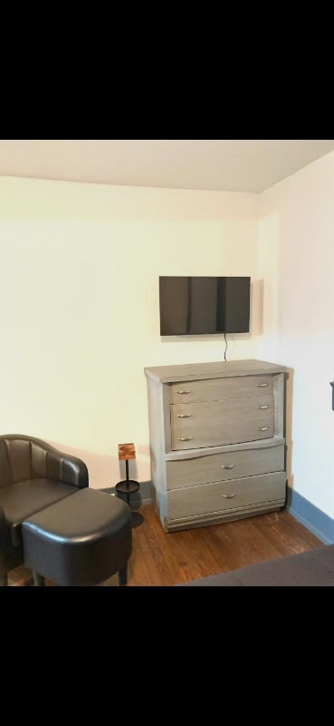 Building Photo - 1152 44th St N