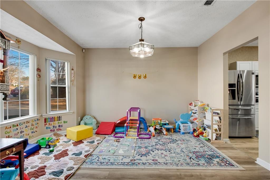 Building Photo - 10005 Lauren Hall Ct