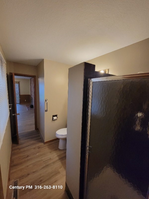 Building Photo - 9700 W 9th St N