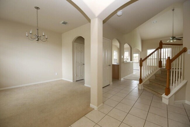 Building Photo - 25215 Calico Woods Ln