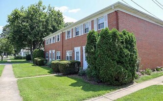 Building Photo - 612 S Perry St