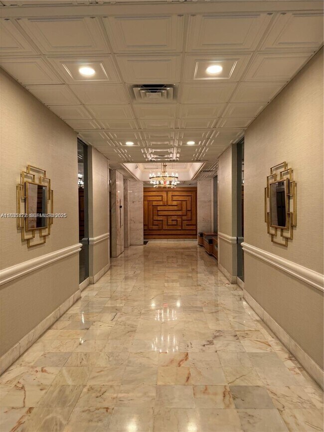 Building Photo - 5750 Collins Ave