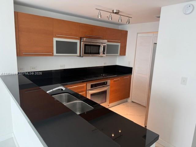 Building Photo - 253 NE 2nd St