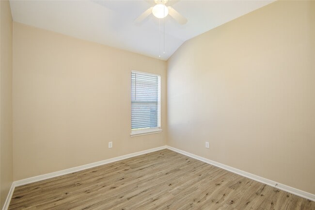 Building Photo - 17231 Hollow Sands Ct