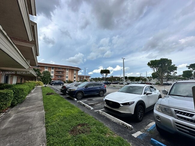 Building Photo - 17530 NW 68th Ave