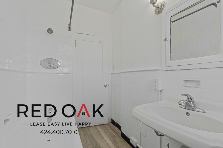 Building Photo - 2505 W 6th St