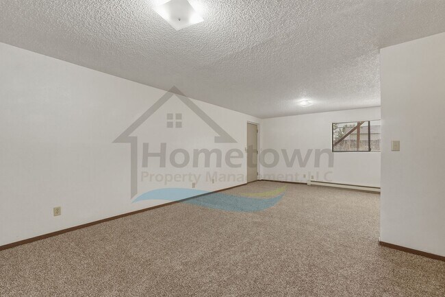 Building Photo - 4424 W Redding Rd